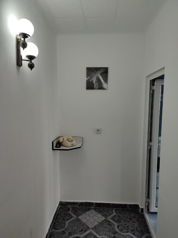 דירות Zărneşti Lafru מראה חיצוני תמונה